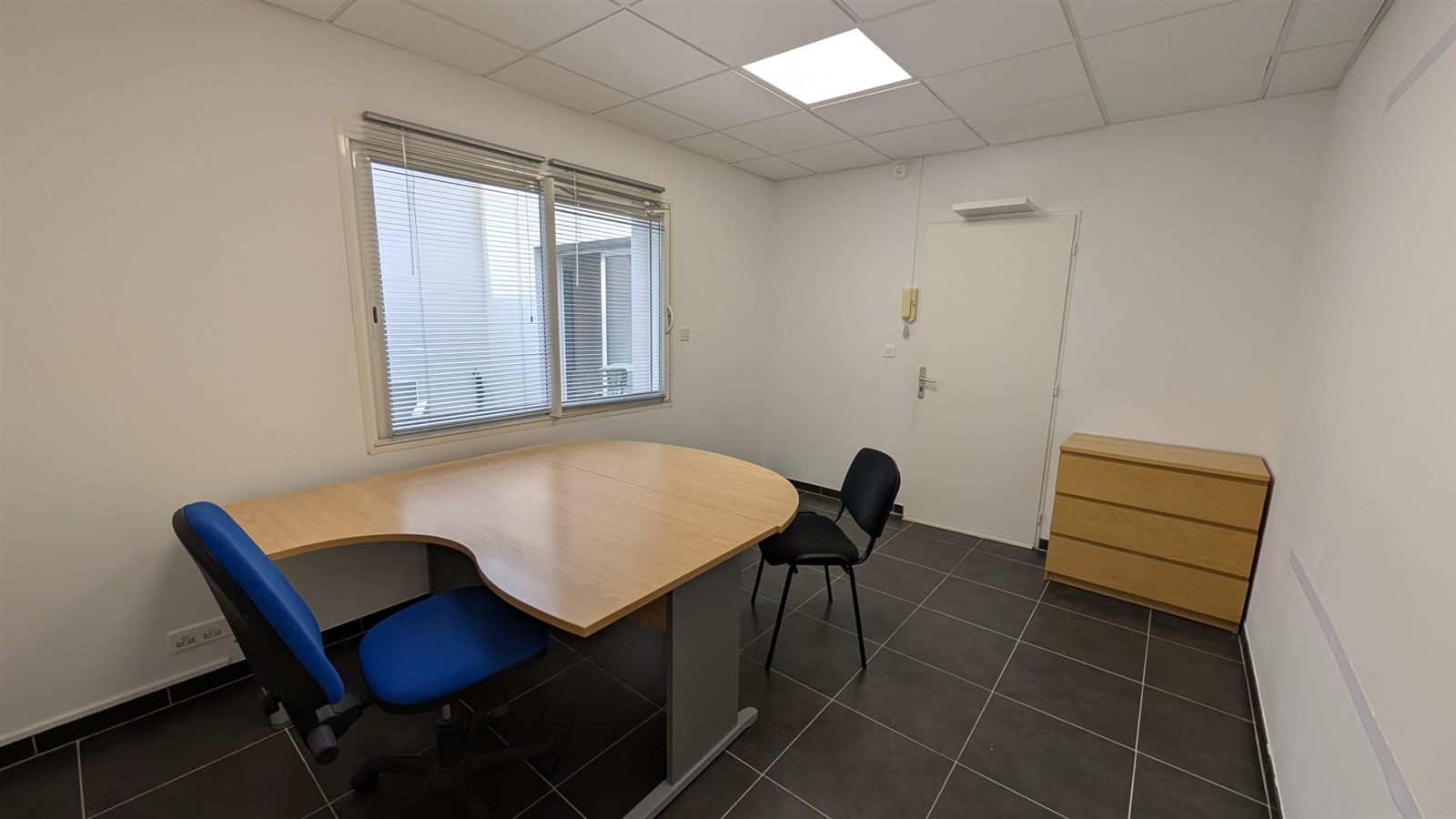 Bureau équipé du Centre d'affaires Altaïr