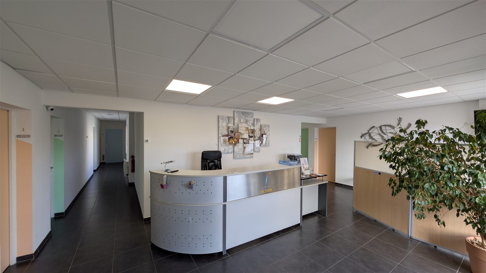 Banque d'accueil du centre d'affaires